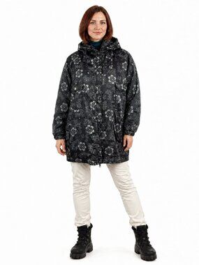 Vintage NILS Ski Jacket Size 8 Black Floral
